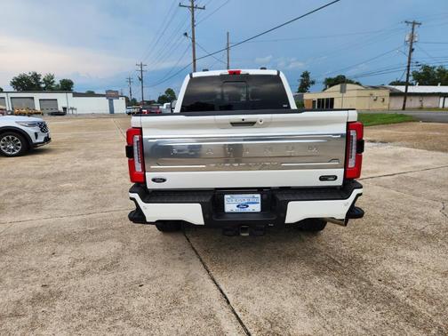 2024 Ford F-250 Platinum