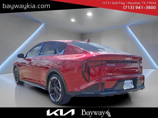 2025 Kia K4 GT-Line