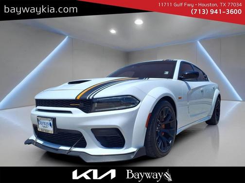 White Knuckle Clearcoat 2023 Dodge Charger R/T Scat Pack