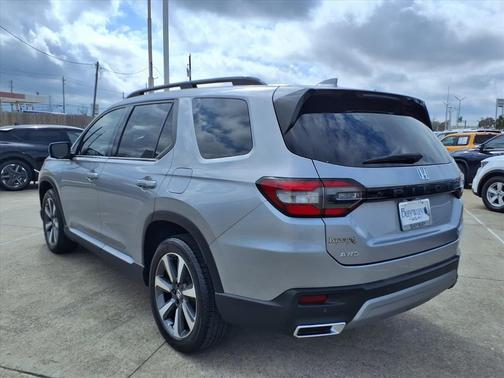 2025 Honda Pilot Elite