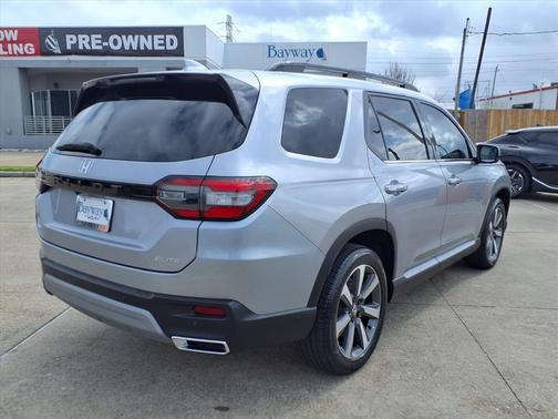2025 Honda Pilot Elite