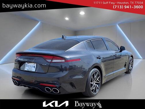 2022 Kia Stinger GT-Line