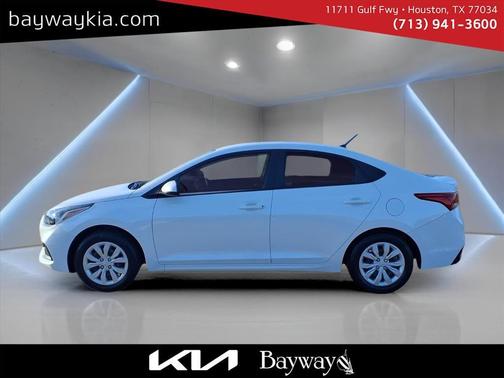 2022 Hyundai Accent SE