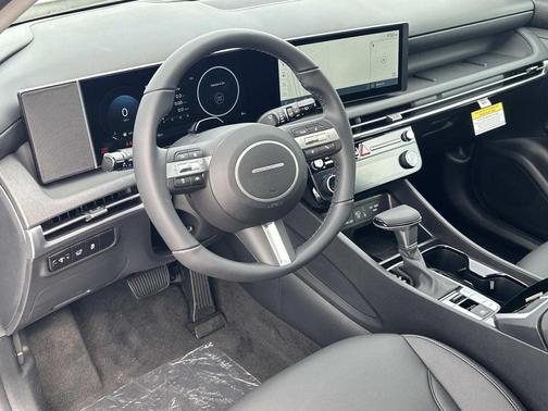 Shimmering Silver 2026 Hyundai TUCSON SEL Premium