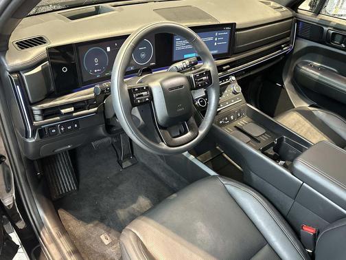 Phantom Black 2025 Hyundai SANTA FE HEV Calligraphy