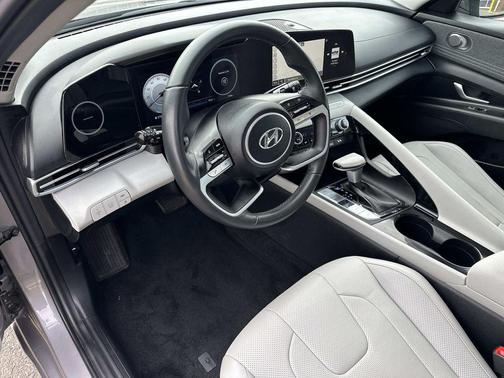 2023 Hyundai ELANTRA HEV Limited