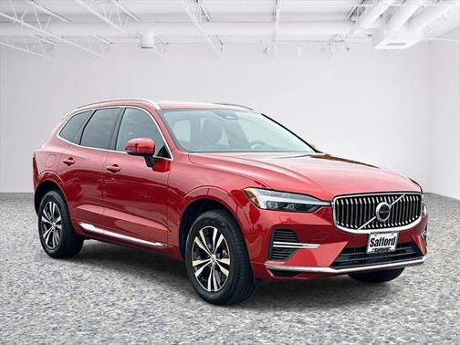 2022 Volvo XC60 Recharge Plug-In Hybrid T8 Inscription Expression