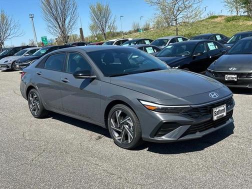 2025 Hyundai ELANTRA Sport