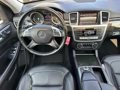 2015 Mercedes-Benz M-Class 4MATIC