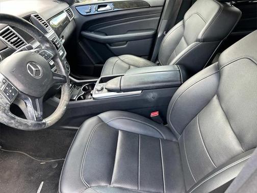2015 Mercedes-Benz M-Class 4MATIC