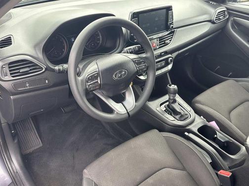 2018 Hyundai Elantra GT Base