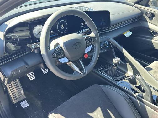 2025 Hyundai ELANTRA N Base