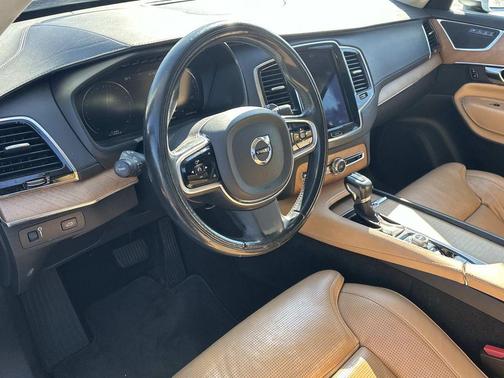 2016 Volvo XC90 T6 Inscription