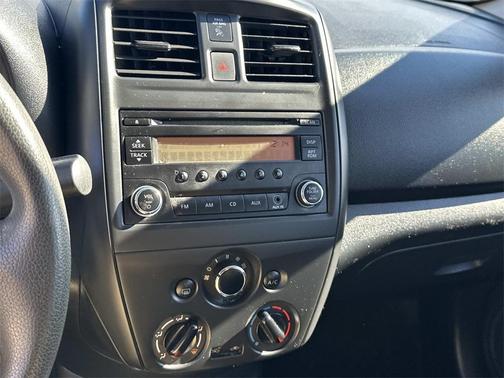 2016 Nissan Versa 1.6 S+