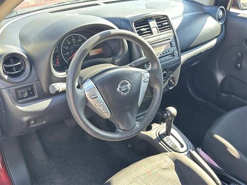 2016 Nissan Versa 1.6 S+