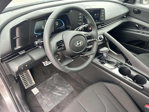 2026 Hyundai ELANTRA Sport