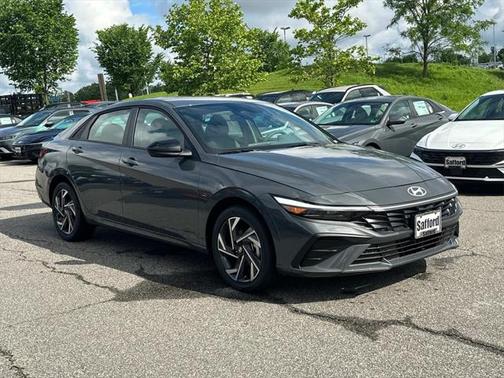 2025 Hyundai ELANTRA Sport