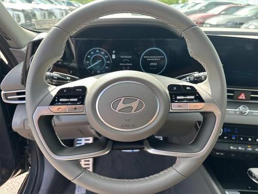 2025 Hyundai ELANTRA Sport