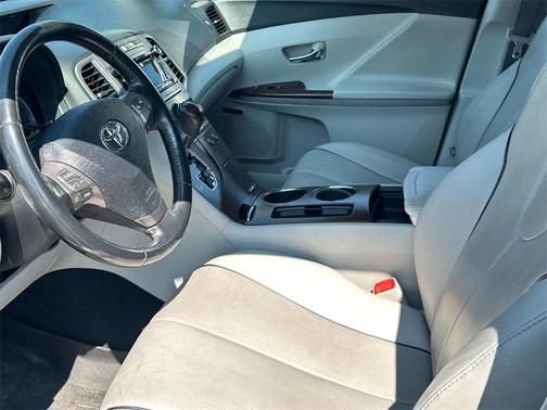 2010 Toyota Venza Base