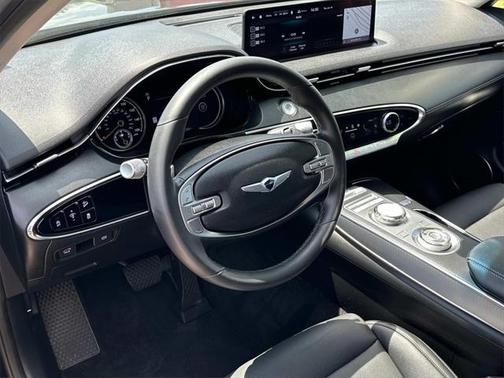 2022 Genesis GV70 2.5T AWD