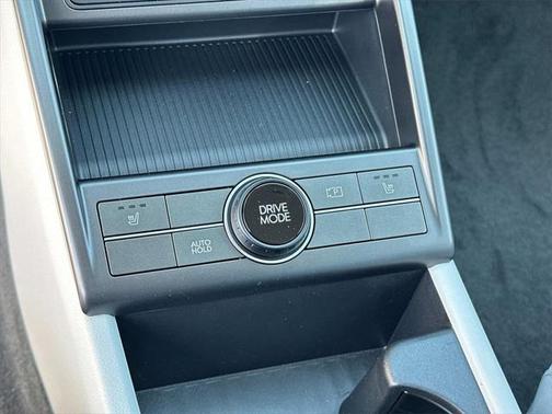 2025 Hyundai KONA EV SEL