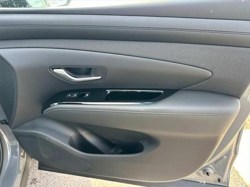 2025 Hyundai SANTA CRUZ SEL Activity