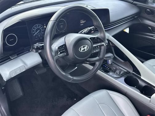 2025 Hyundai ELANTRA HEV Limited