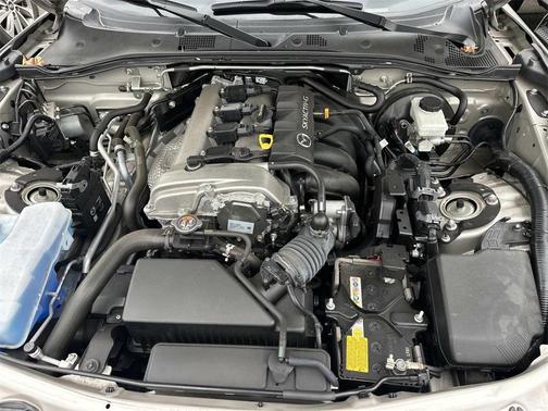 2023 Mazda MX-5 Miata RF Grand Touring