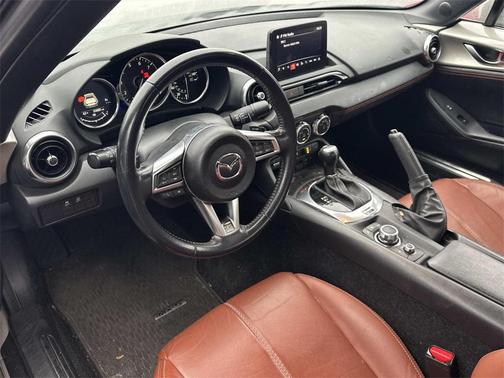 2023 Mazda MX-5 Miata RF Grand Touring