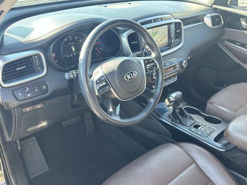2019 Kia Sorento SX