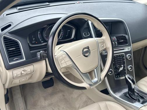 2015 Volvo XC60 T5 Premier