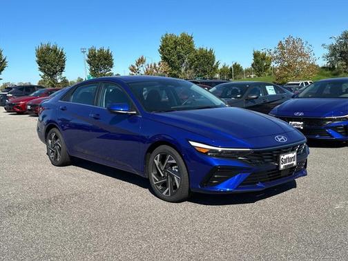 2025 Hyundai ELANTRA SEL
