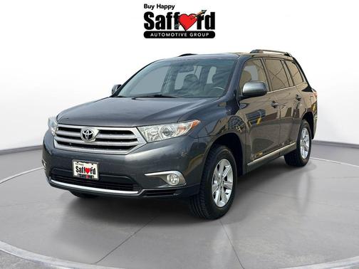 Grey 2012 Toyota Highlander SE