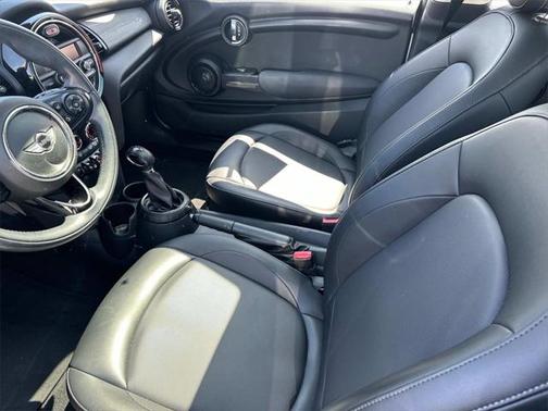 2016 MINI Hardtop Cooper