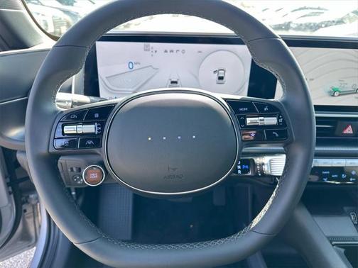 2025 Hyundai IONIQ 6 SE