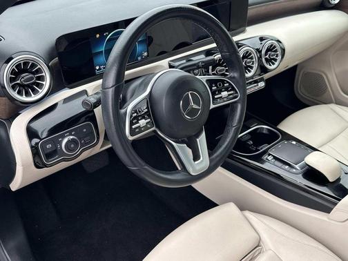 2022 Mercedes-Benz A-Class A 220