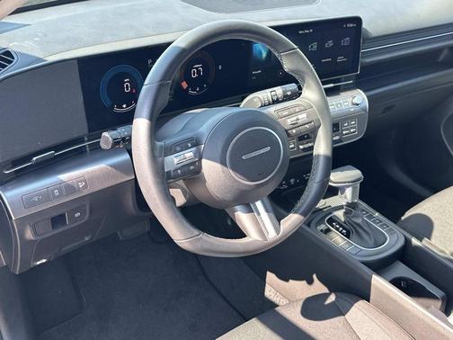 Abyss Black Pearl 2026 Hyundai KONA SEL Sport
