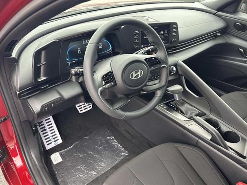 2026 Hyundai ELANTRA Sport