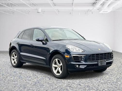 2018 Porsche Macan Base