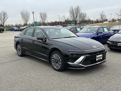 2025 Hyundai SONATA Hybrid Limited
