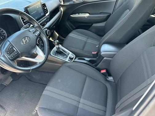 2020 Hyundai VENUE SEL