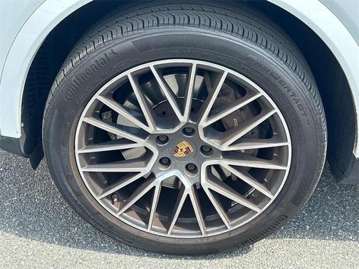 2022 Porsche Cayenne