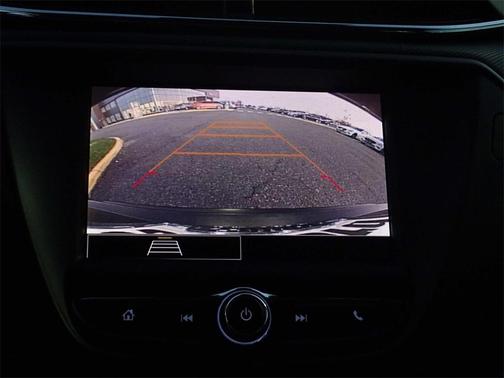 Photo 3 of 24 of 2021 Chevrolet Trailblazer LS