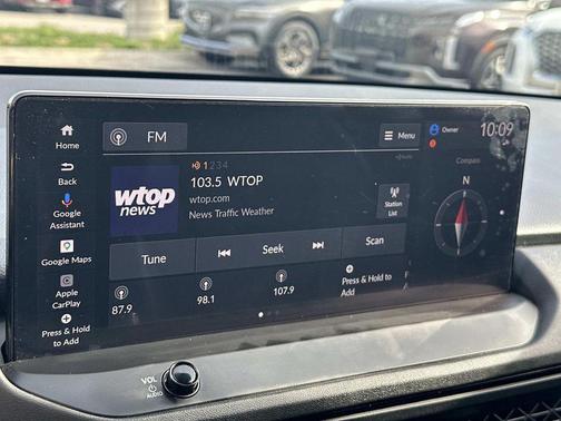 Crystal Black Pearl 2024 Honda Accord Hybrid Touring