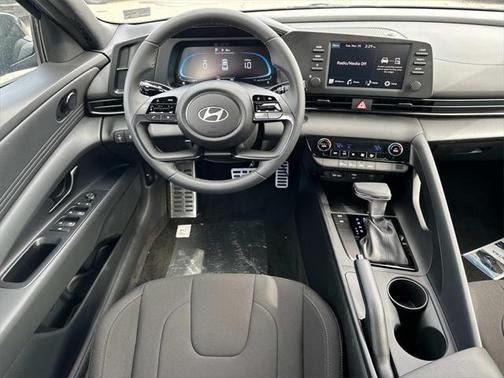 2025 Hyundai ELANTRA Sport