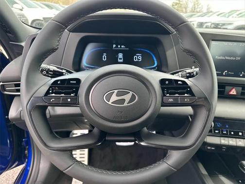 2025 Hyundai ELANTRA Sport