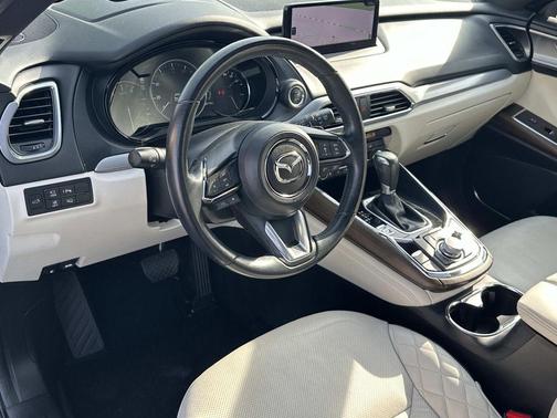 Machine Gray Metallic 2023 Mazda CX-9 Signature