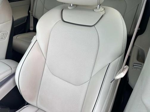 2022 Genesis GV70 2.5T AWD