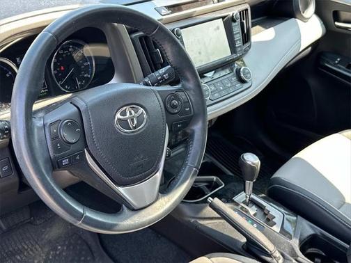 2016 Toyota RAV4 Limited