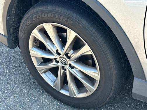 2016 Toyota RAV4 Limited